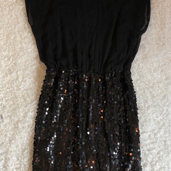 Joie & I Black Sequins Dress Sz M NWOT - Picture 3 of 6